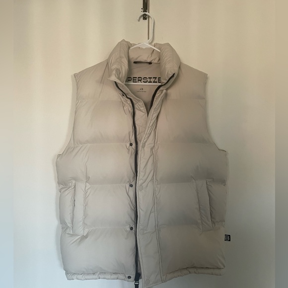 Aritzia - Super Puff™ Vest - Picture 3 of 5